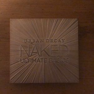 Eye shadow pallet
